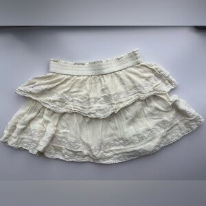 Dillards Cute White Fluffy Skirt